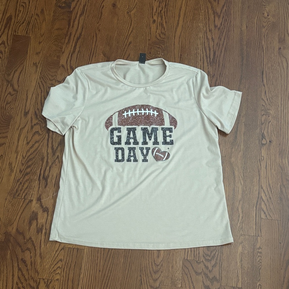 SHEIN Cream Game Day Tee